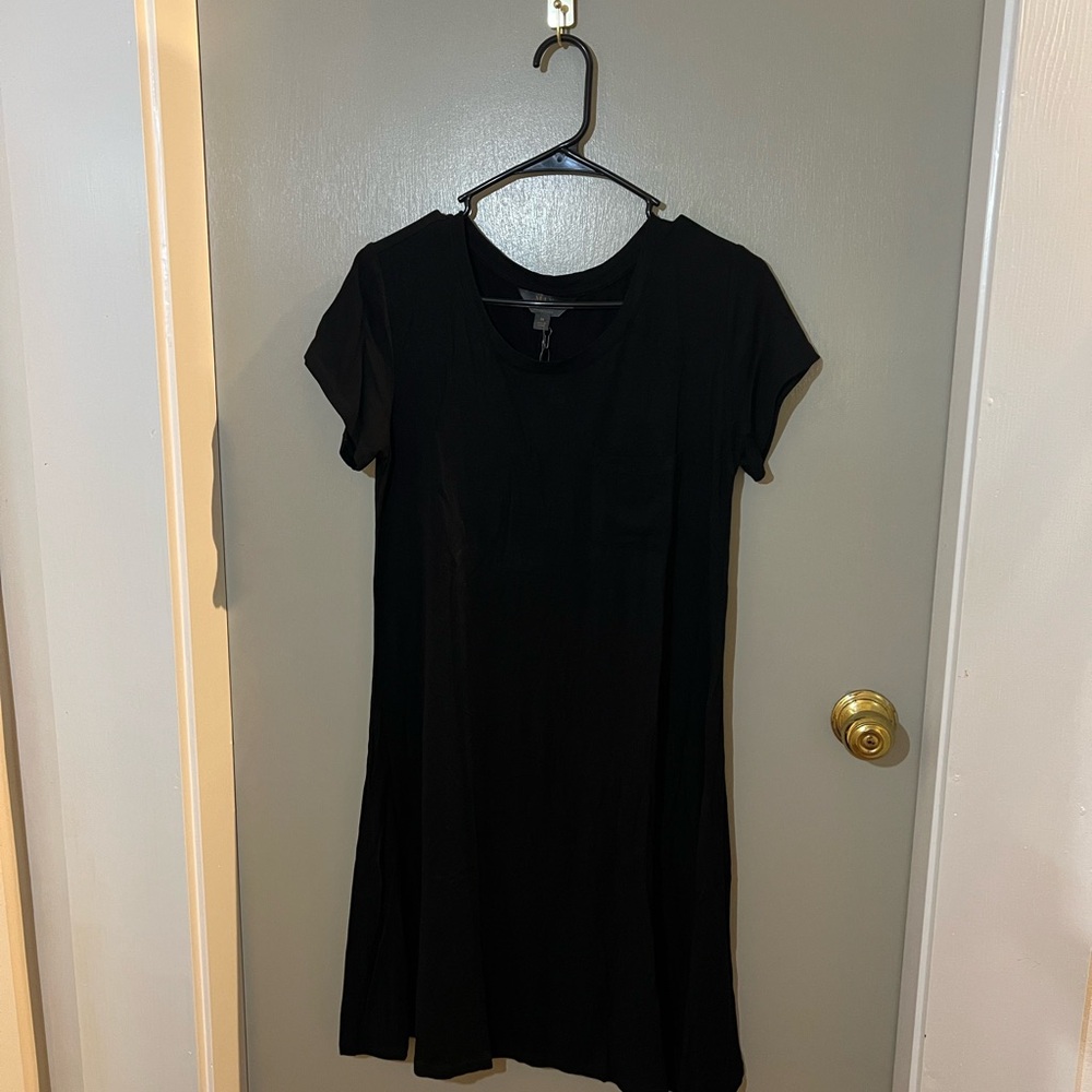 41 Hawthorn Black T Shirt Dress